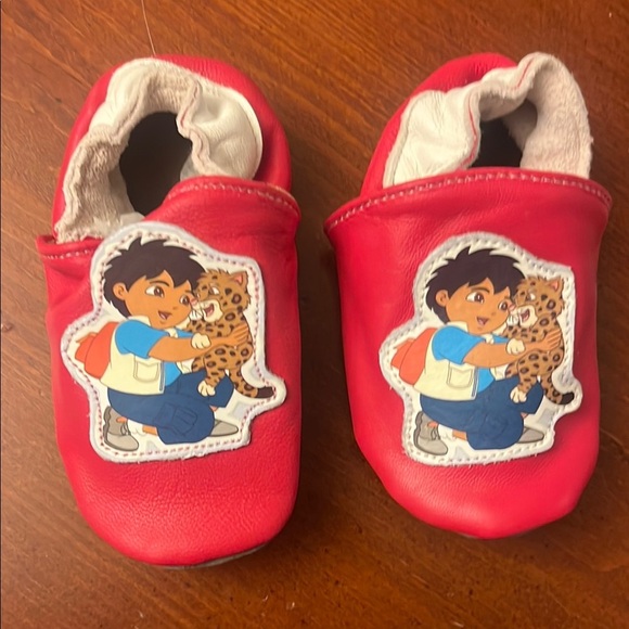 3/$20 Vintage Go Diego Go Red Footlets 3-4 - Picture 5 of 6
